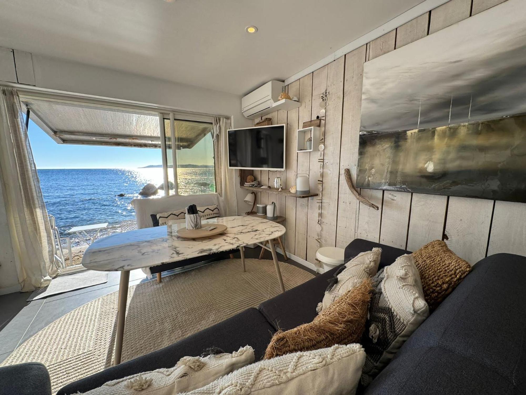 Lou Cabanou Apartment Сен Максим Екстериор снимка